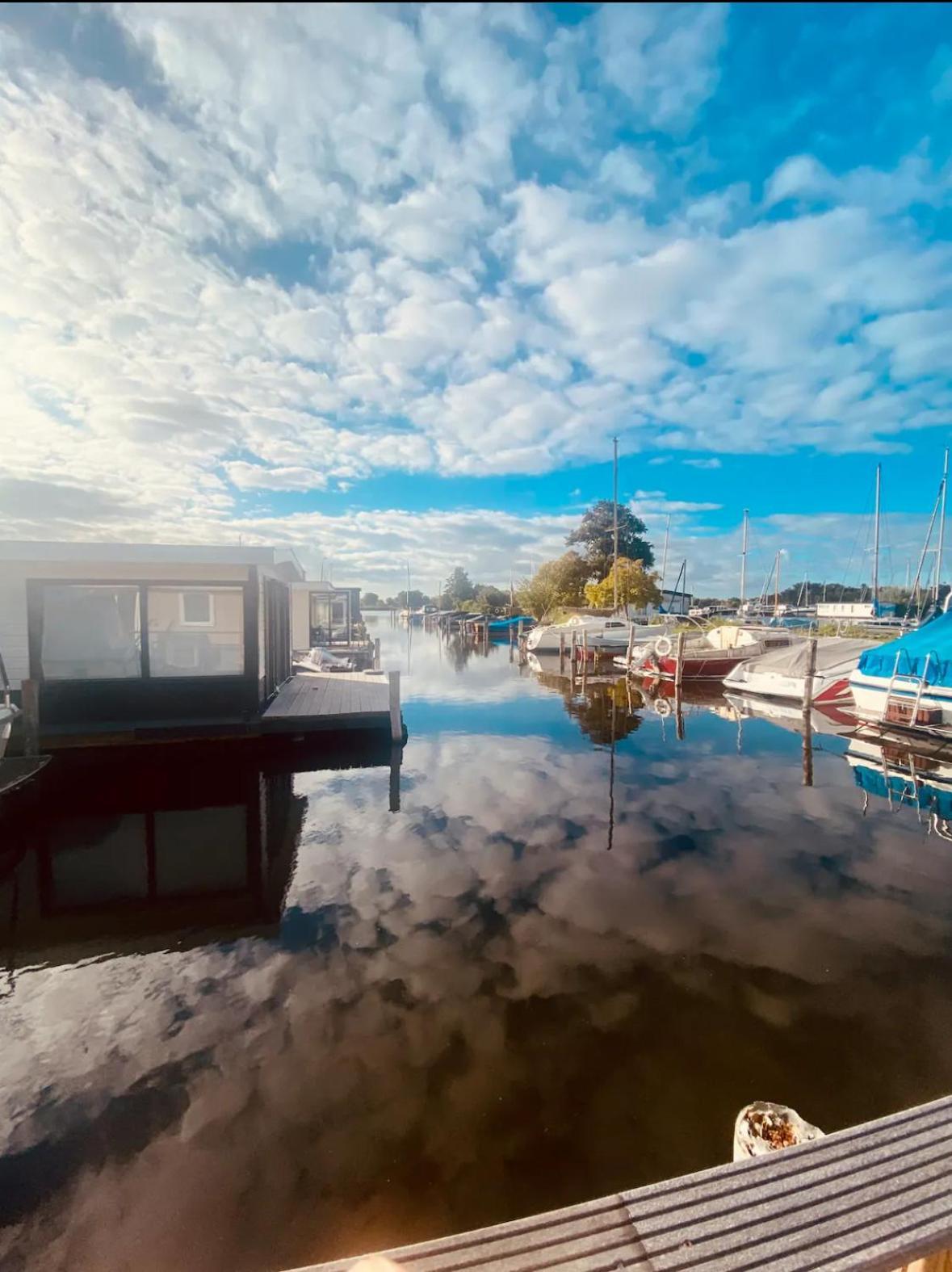 알스메르 Amsterdam Boathouse 아파트 외부 사진