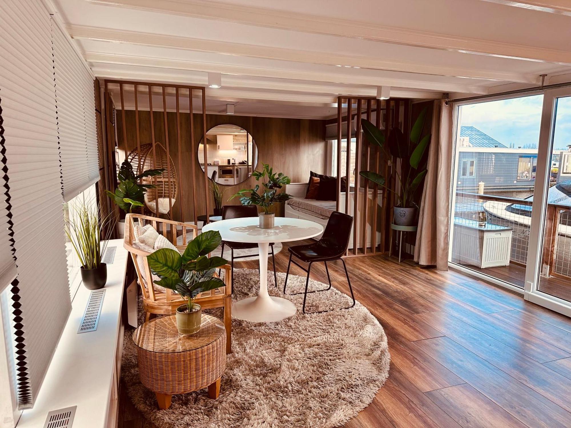 알스메르 Amsterdam Boathouse 아파트 외부 사진