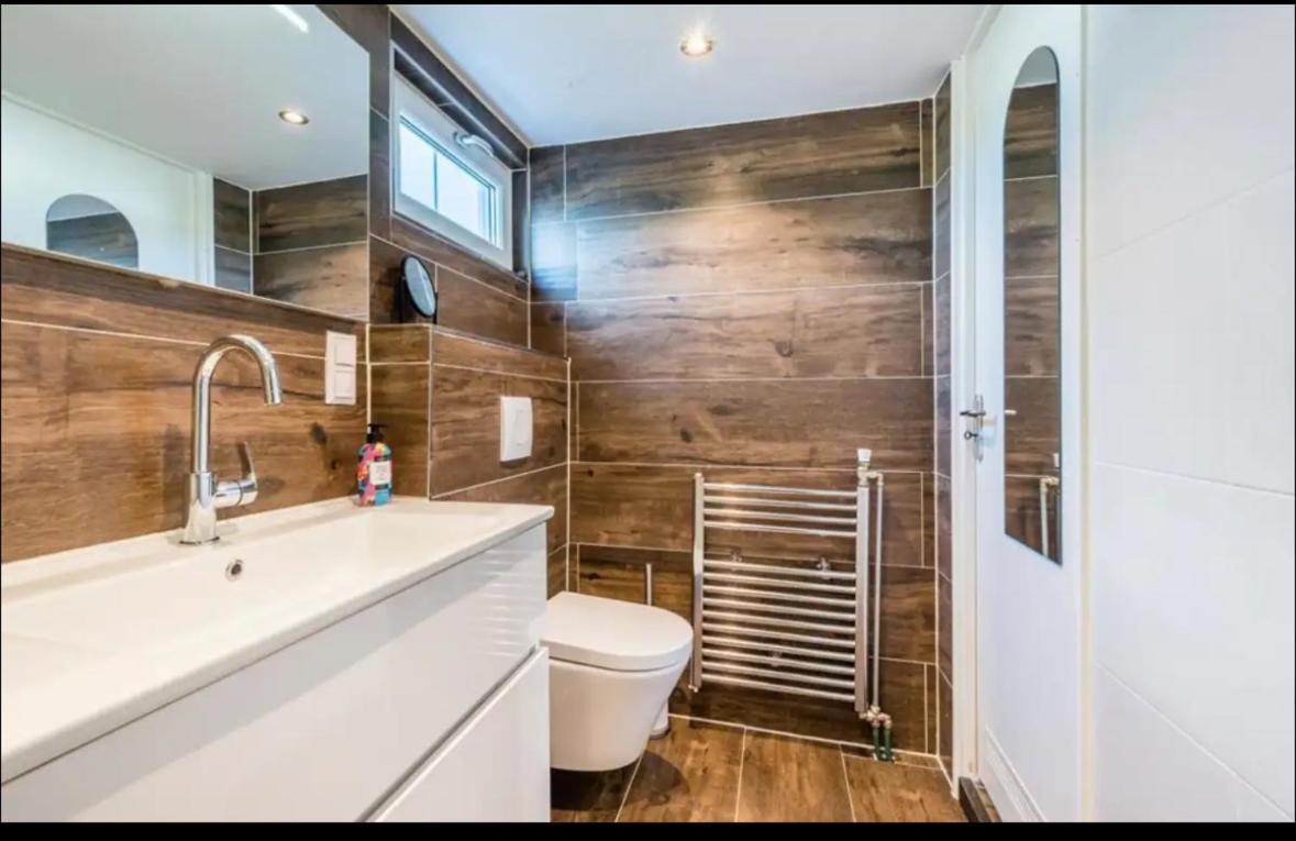 알스메르 Amsterdam Boathouse 아파트 외부 사진